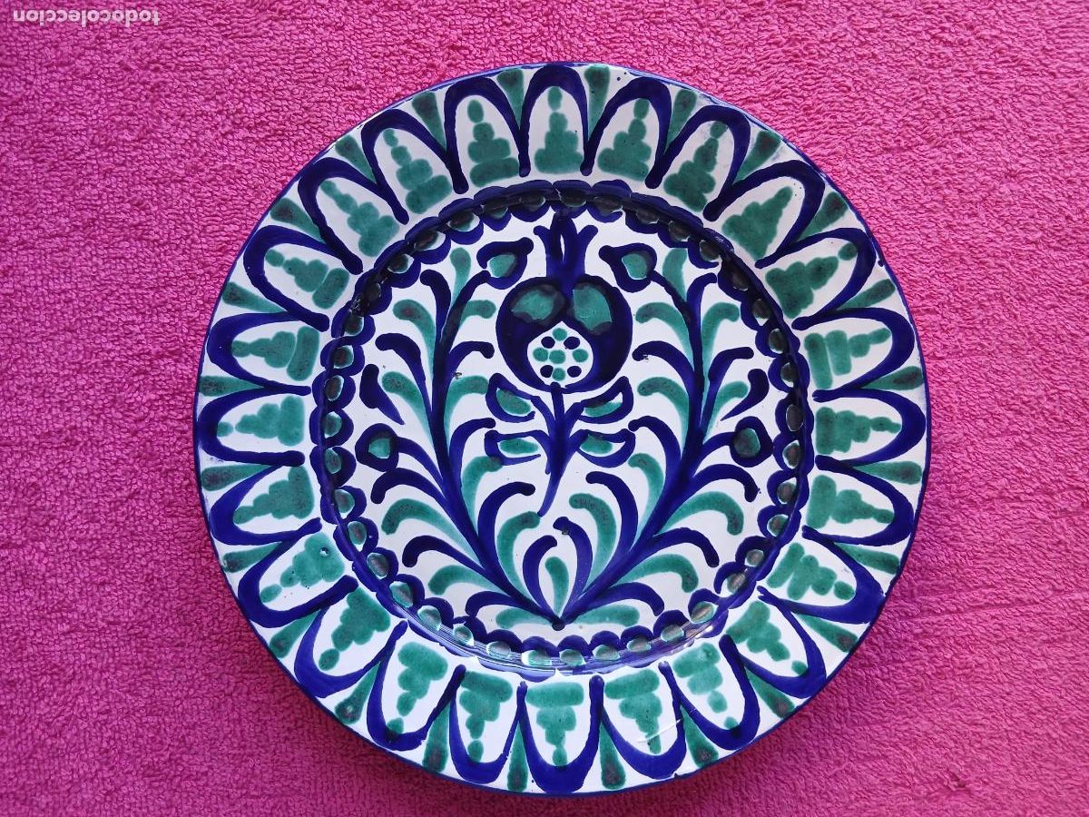 Antig&uuml;edades: plato de cer&aacute;mica de fajalauza granada abierta 30 cm