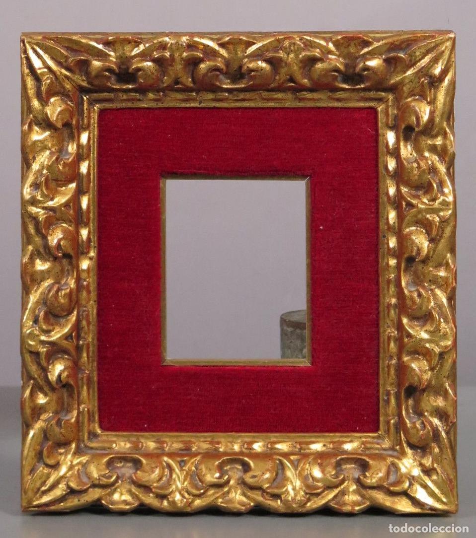 Antig&uuml;edades: MARCO. MADERA EN PAN DE ORO. SIGUIENDO MODELOS BARROCOS. SIGLO XX