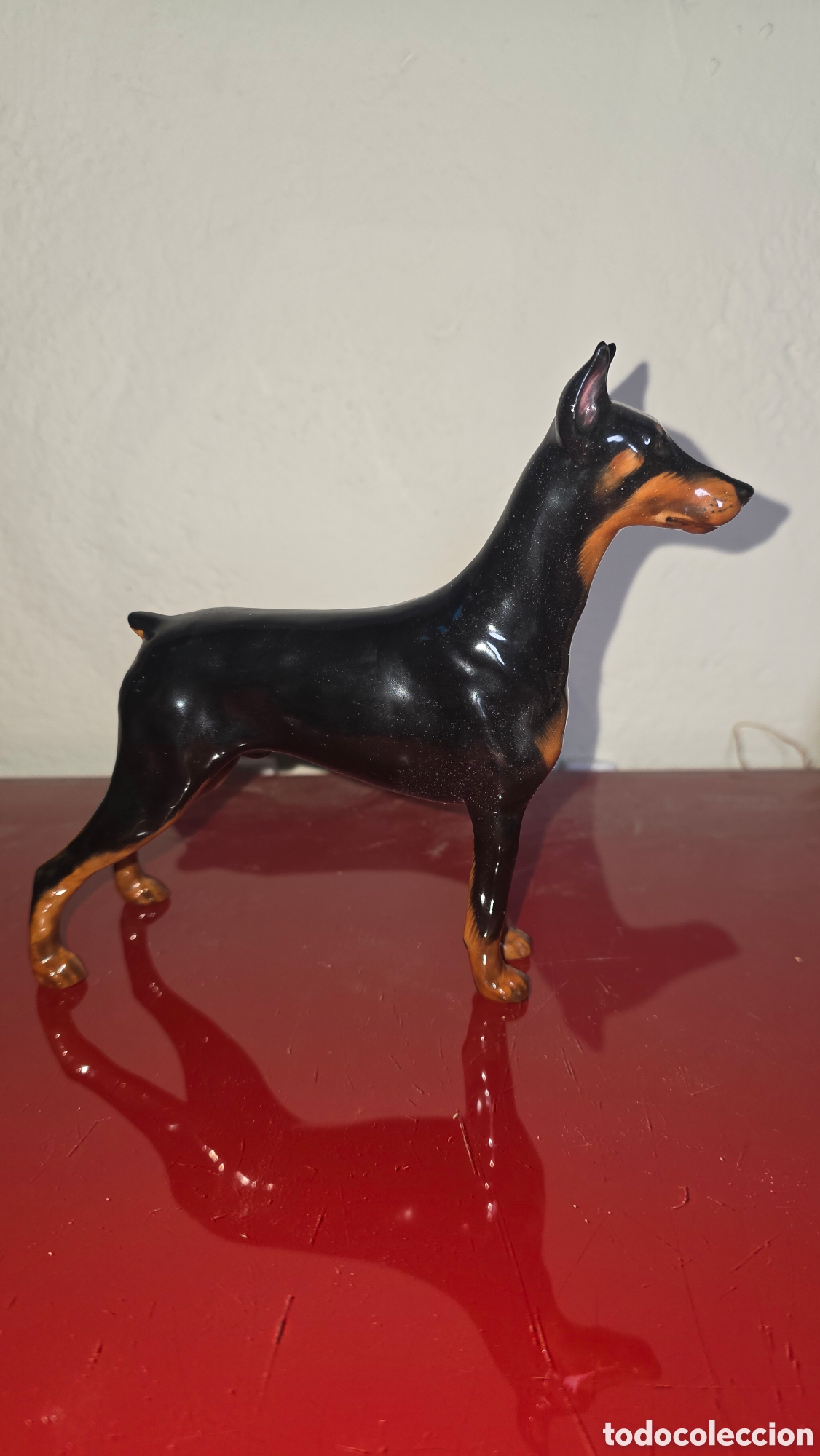 Antig&uuml;edades: Figura perro doberman porcelana inglesa royal doulton