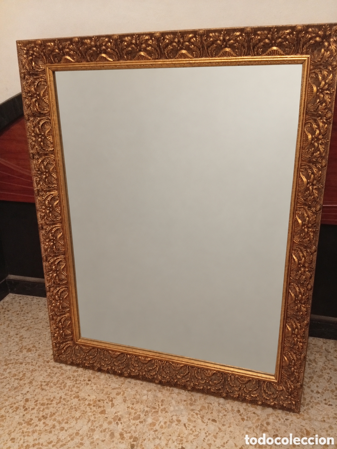 Antig&uuml;edades: Espejo dorado estilo cl&aacute;sico/barroco