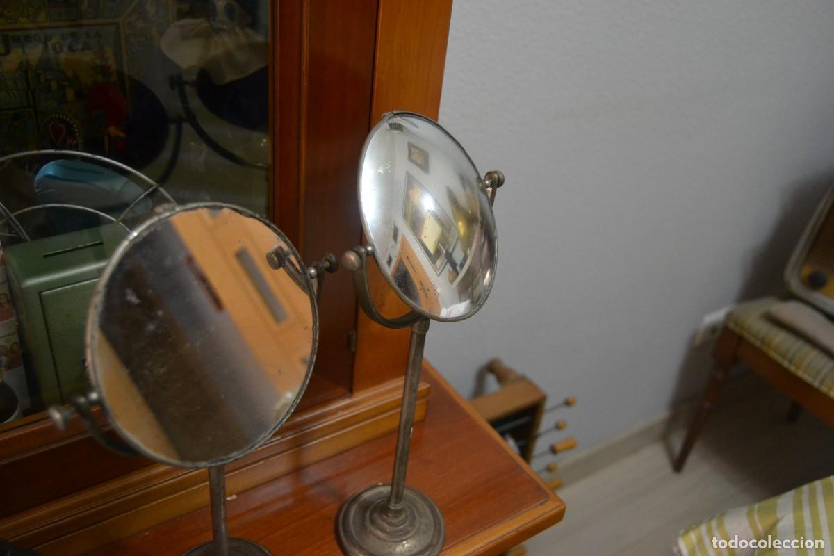 Antig&uuml;edades: dos espejos de tocador en bronce circa 1930 - Foto 2