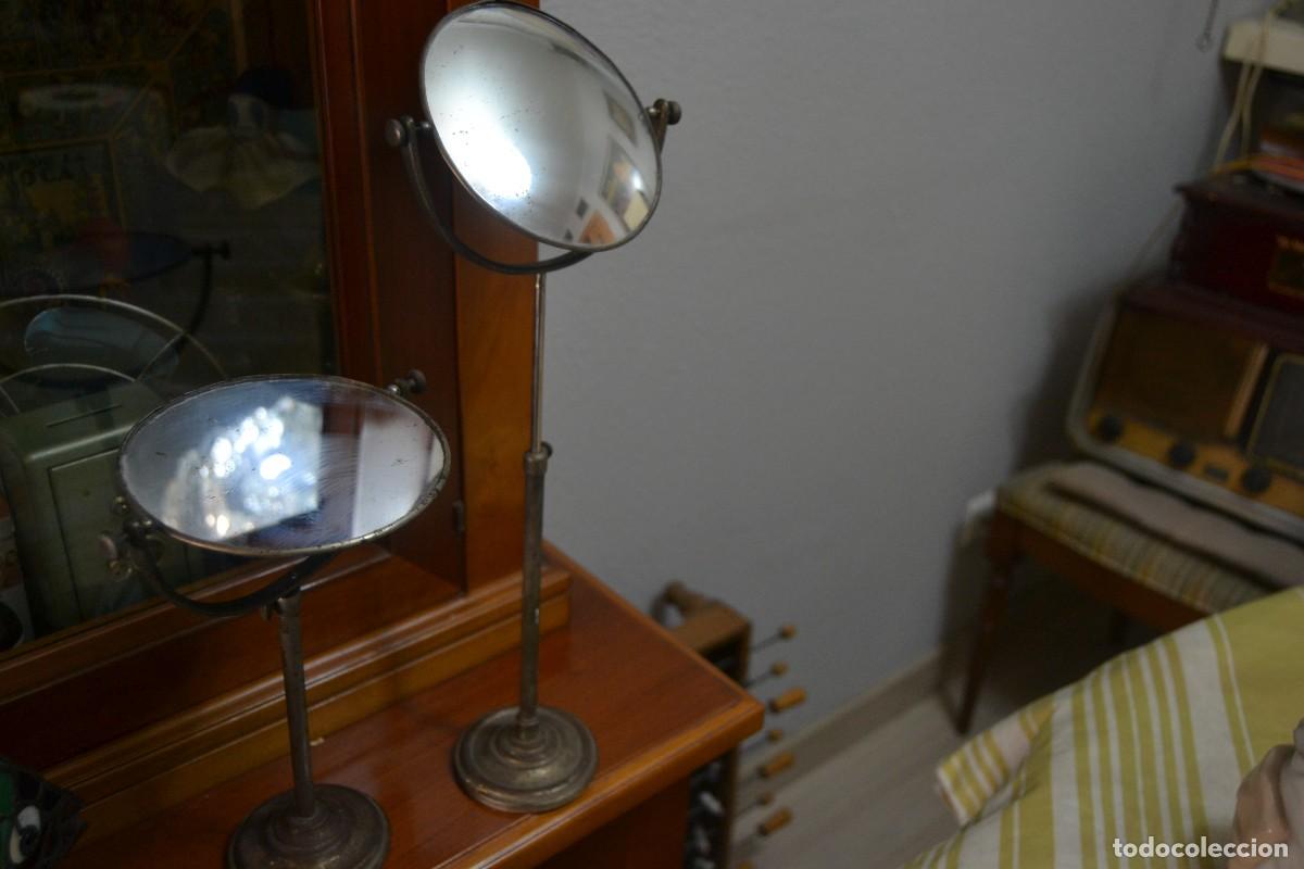 Antig&uuml;edades: dos espejos de tocador en bronce circa 1930 - Foto 5