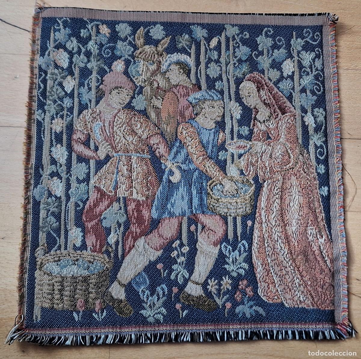 Antig&uuml;edades: ANTIGUO TAPIZ FRANCES CON ESCENA DE VENDIMIA 25X25 - ARTE MURAL - ESTILO JACQUARD
