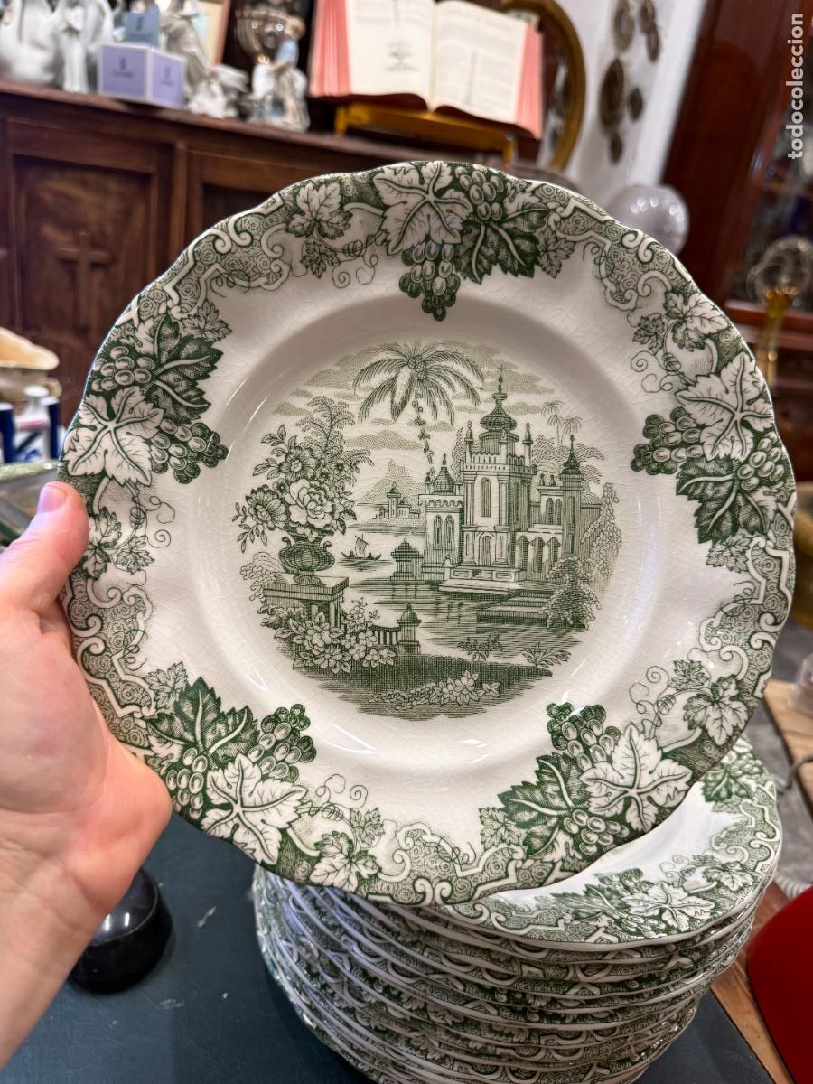 Antig&uuml;edades: PLATO LLANO CERAMICA LA CARTUJA PICKMAN - MEDIDA 25,5 CM - 16