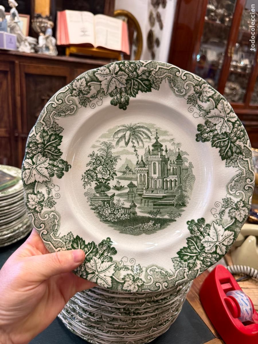 Antig&uuml;edades: PLATO LLANO CERAMICA LA CARTUJA PICKMAN - MEDIDA 25,5 CM - 18