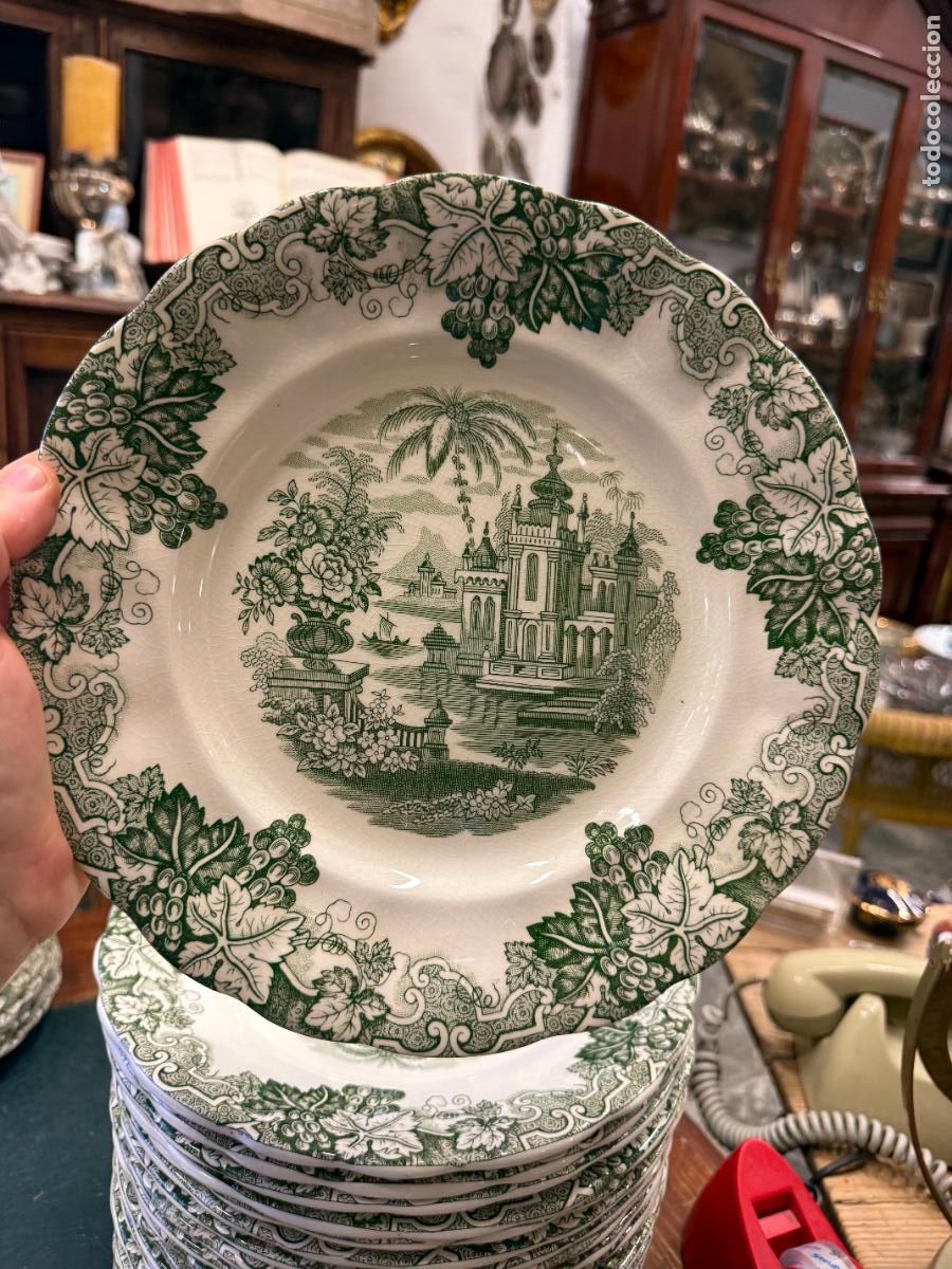 Antig&uuml;edades: PLATO LLANO CERAMICA LA CARTUJA PICKMAN - MEDIDA 25,5 CM - 24