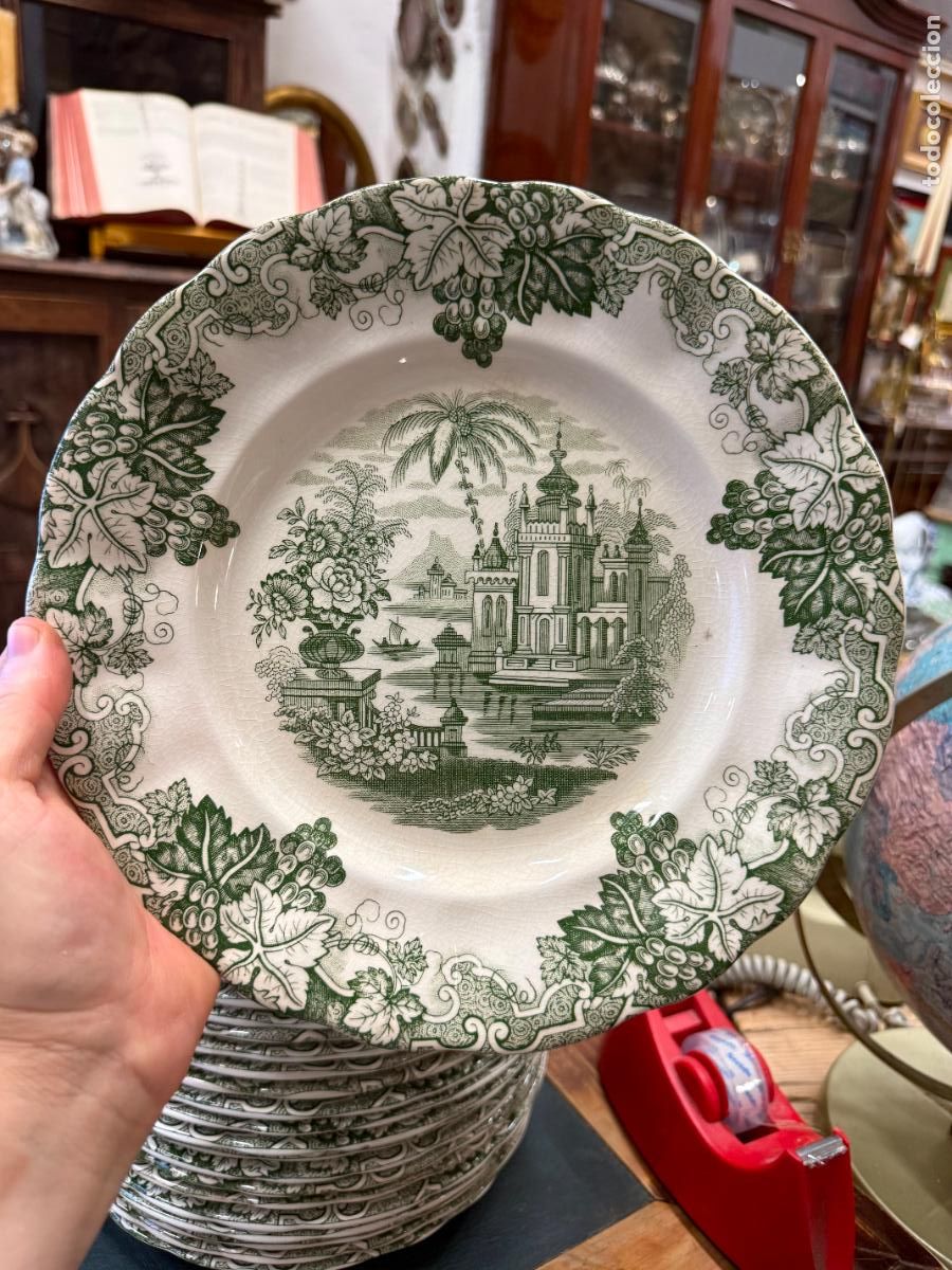Antig&uuml;edades: PLATO LLANO CERAMICA LA CARTUJA PICKMAN - MEDIDA 25,5 CM - 29