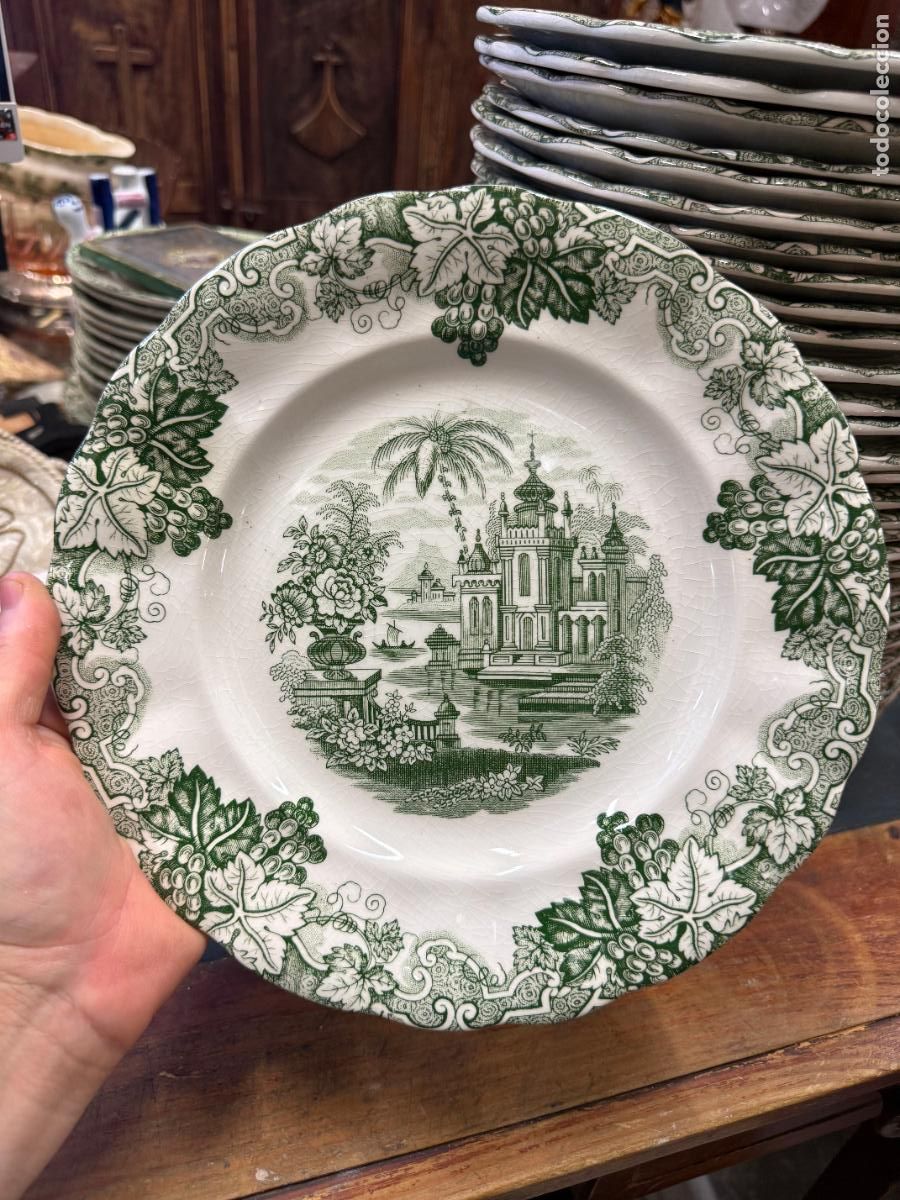 Antig&uuml;edades: PLATO LLANO CERAMICA LA CARTUJA PICKMAN - MEDIDA 25,5 CM - 34
