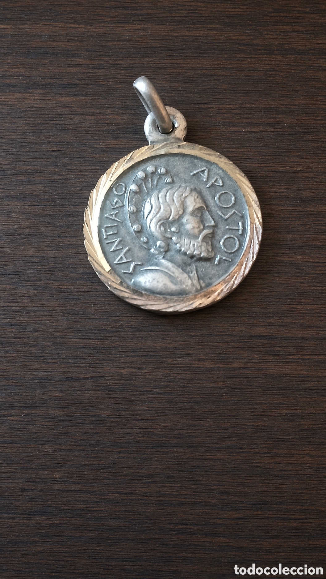 Antig&uuml;edades: Antigua medalla del Ap&oacute;stol Santiago