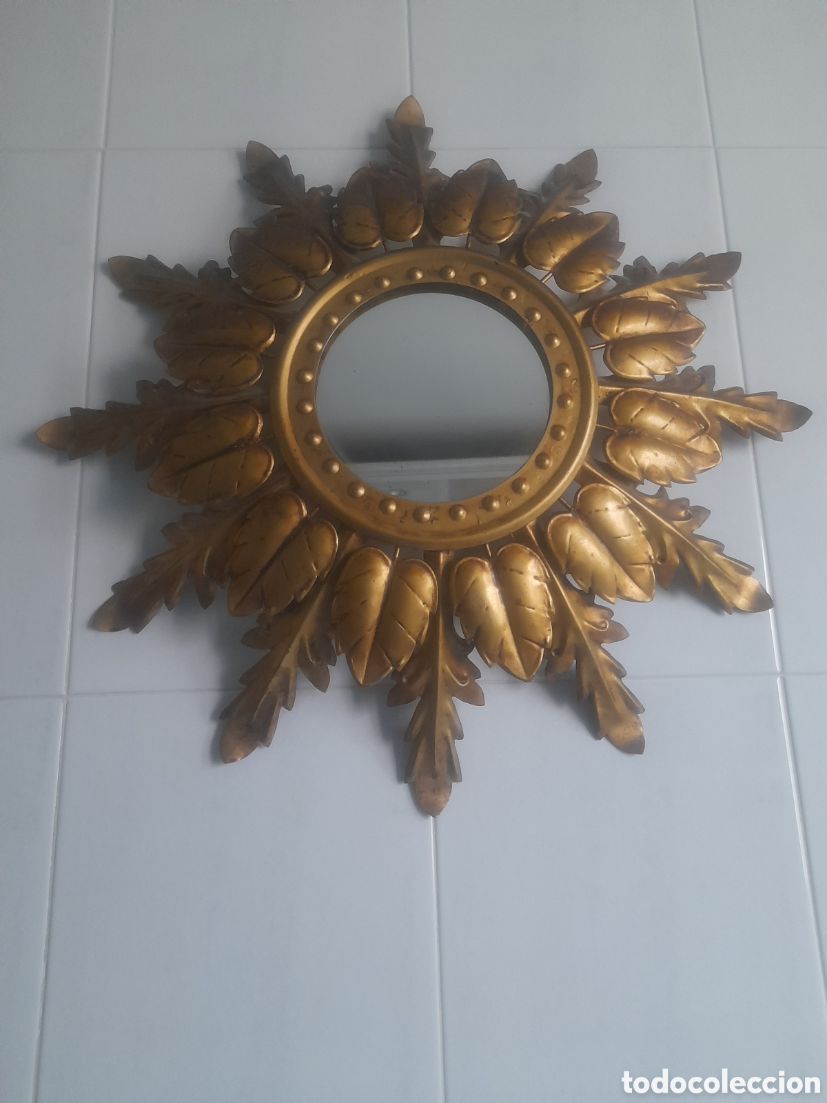 Antiquit&eacute;s: ESPEJO CON FORMA DE SOL METALICO