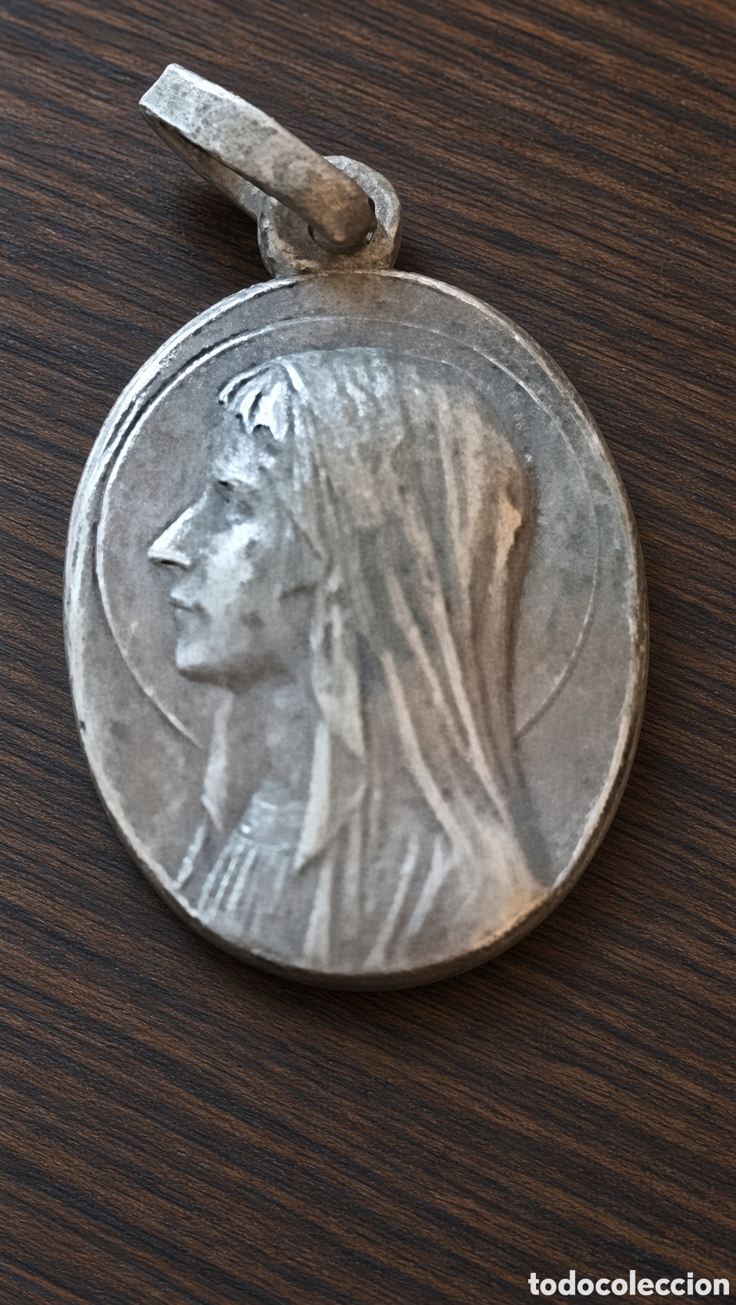 Antig&uuml;edades: Antigua medalla de Nuestra Se&ntilde;ora de Lourdes