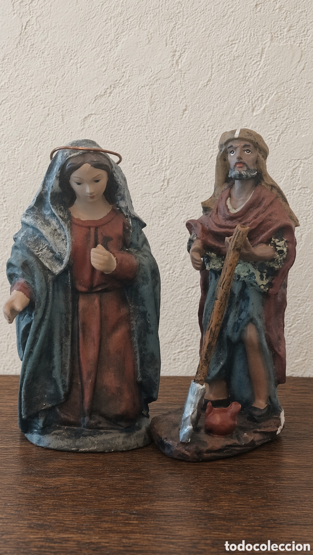 Antig&uuml;edades: **Antigua figura de la Virgen Mar&iacute;a