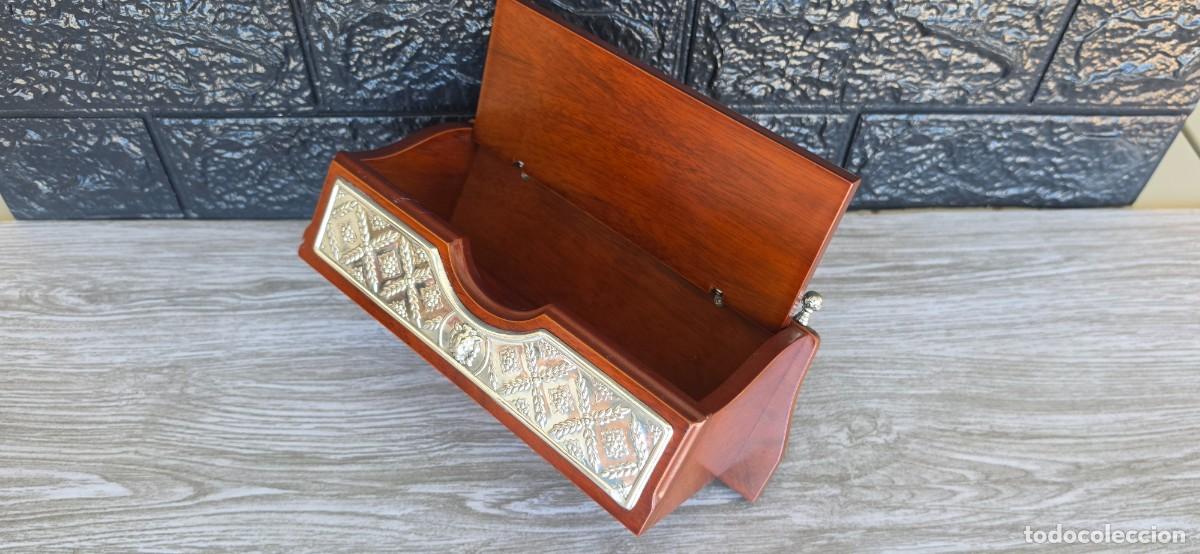 Antig&uuml;edades: Caja escritorio plata y madera - Foto 3