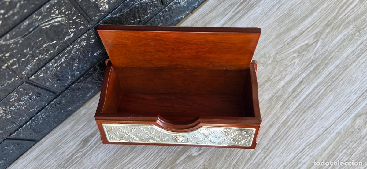 Antig&uuml;edades: Caja escritorio plata y madera - Foto 4