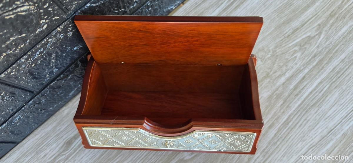 Antig&uuml;edades: Caja escritorio plata y madera - Foto 5