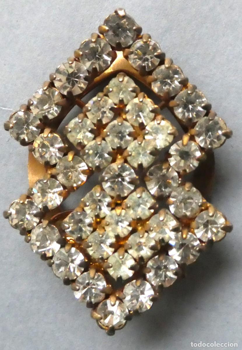 Antig&uuml;edades: ANTIGUO BROCHE CON CRISTALES MEDIADOS S.XX