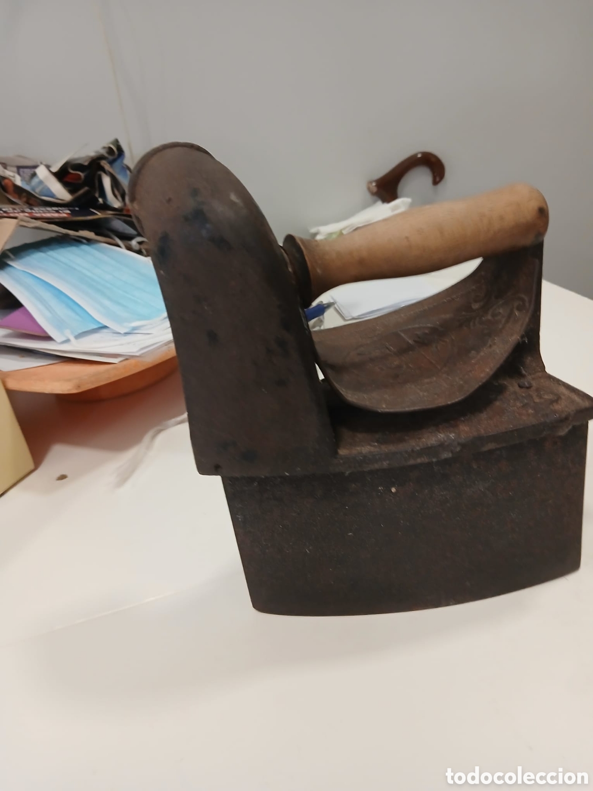 Antig&uuml;edades: PLANCHA DE CARBON CON CHIMENEA S. XIX - Foto 2
