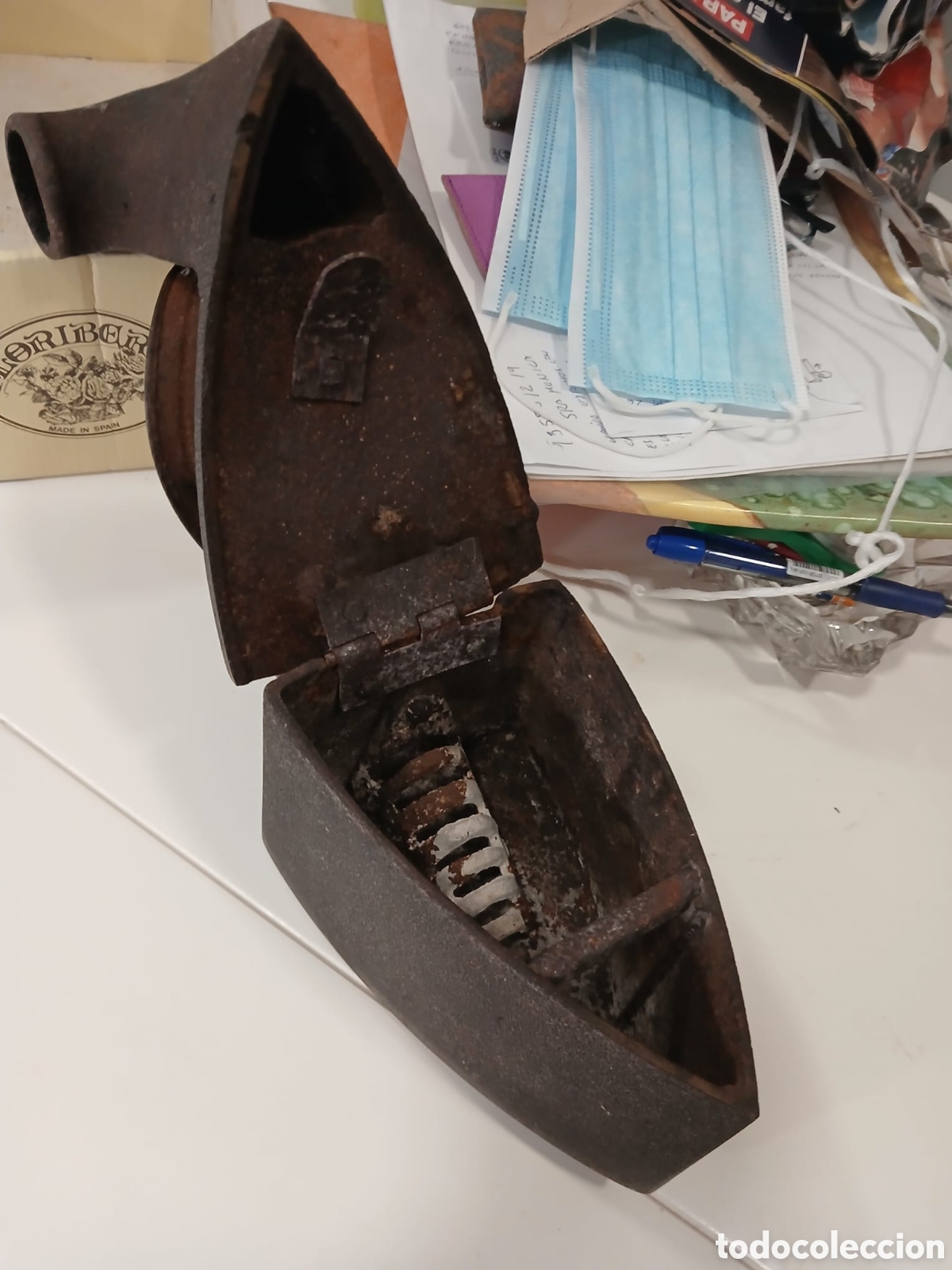 Antig&uuml;edades: PLANCHA DE CARBON CON CHIMENEA S. XIX - Foto 5