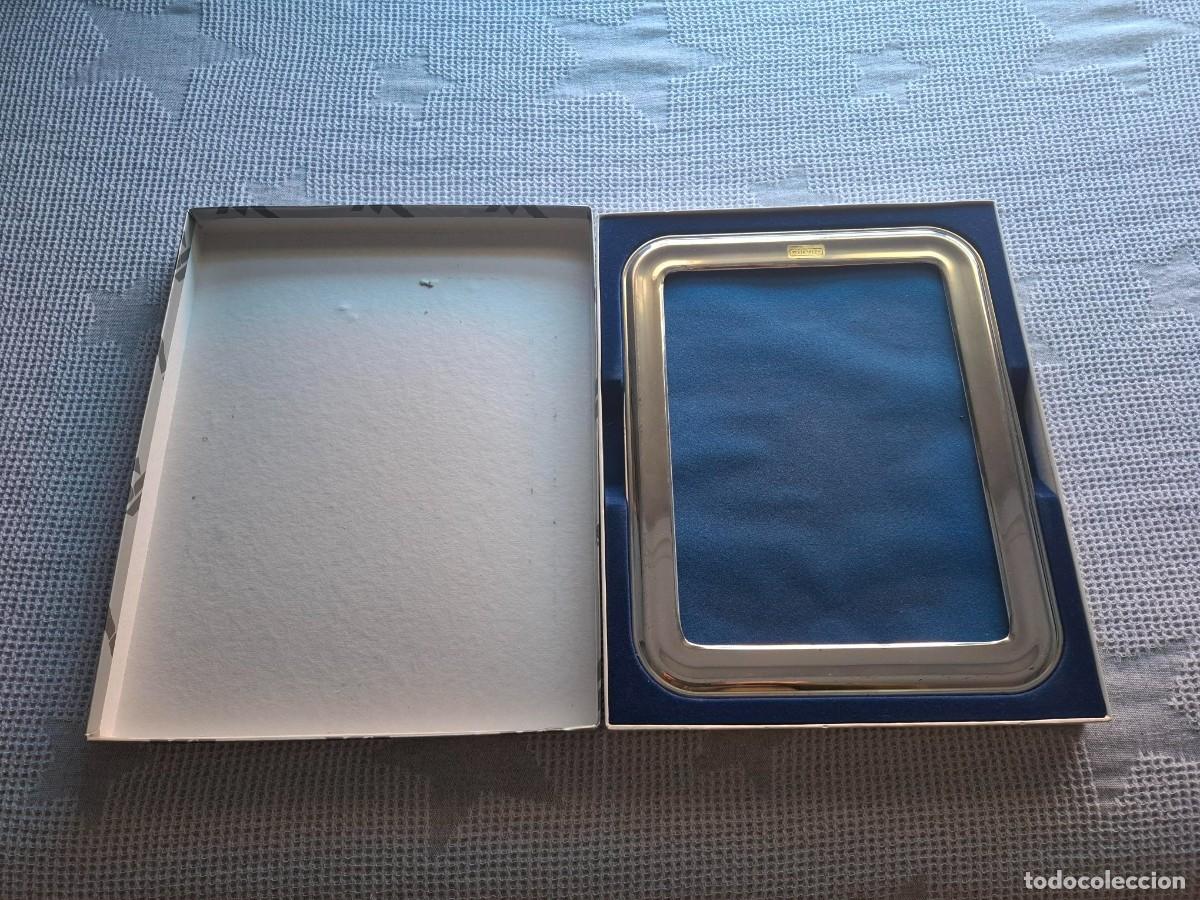 Antig&uuml;edades: Marco de foto de Talleres Alcudia en Plata de Ley en su caja