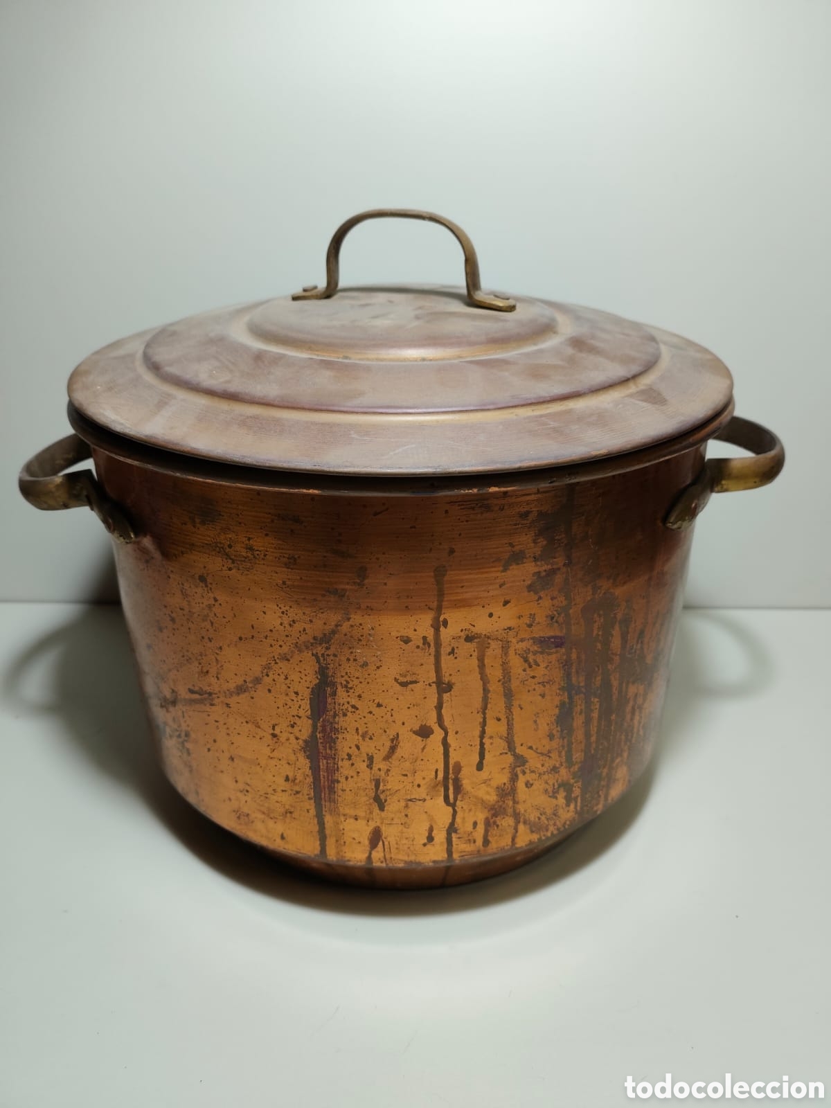 Antiguidades: Antigua olla de cobre con tapa. Para restaurar