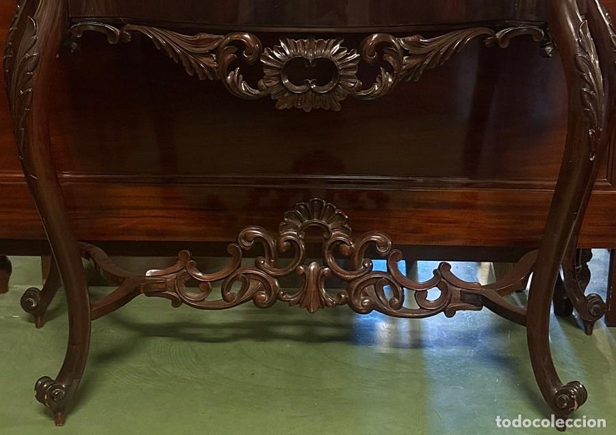 Antig&uuml;edades: Consola Isabelina con Tapa de M&aacute;rmol: - Foto 3