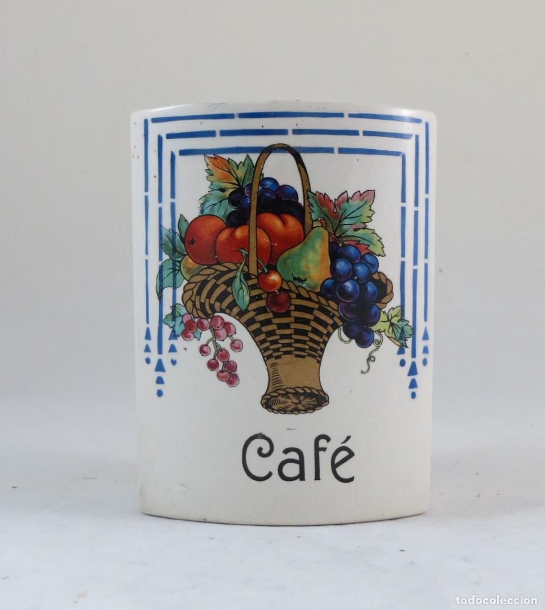 Antiquit&eacute;s: Canudo Sacav&eacute;m faian&ccedil;a decorado com Caf&eacute; e flores; N&atilde;o marcado; Altura &ndash; 12cm; Base &ndash; 5cm x 9cm; Con