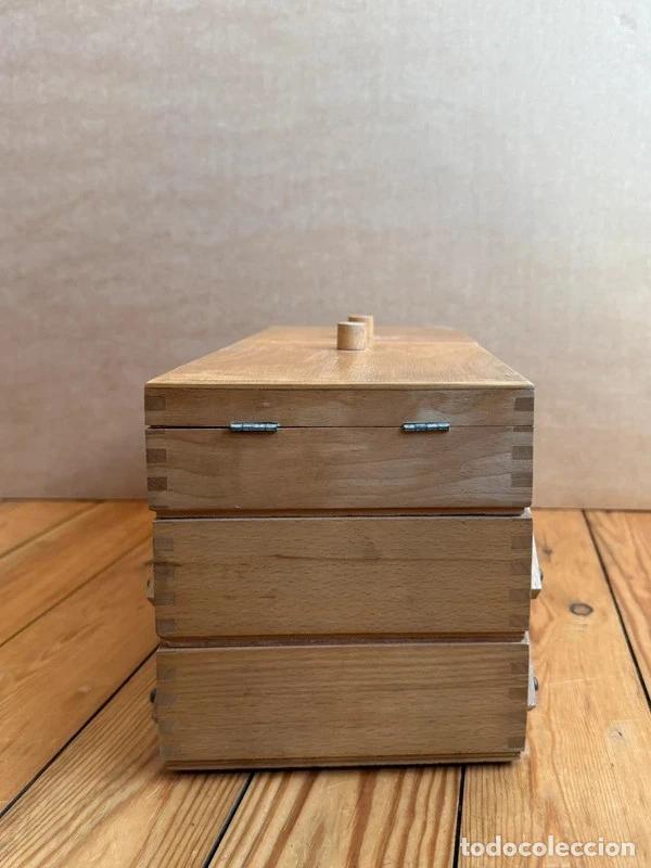 Antig&uuml;edades: Costurero de madera con compartimentos expandibles - Foto 5