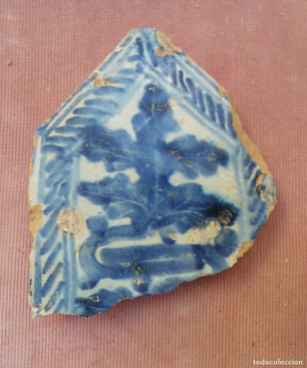 Antiguidades: Azulejos Fragmento, Espa&ntilde;ol, Manieses, Alfadon, Valencia Sig. 15/16