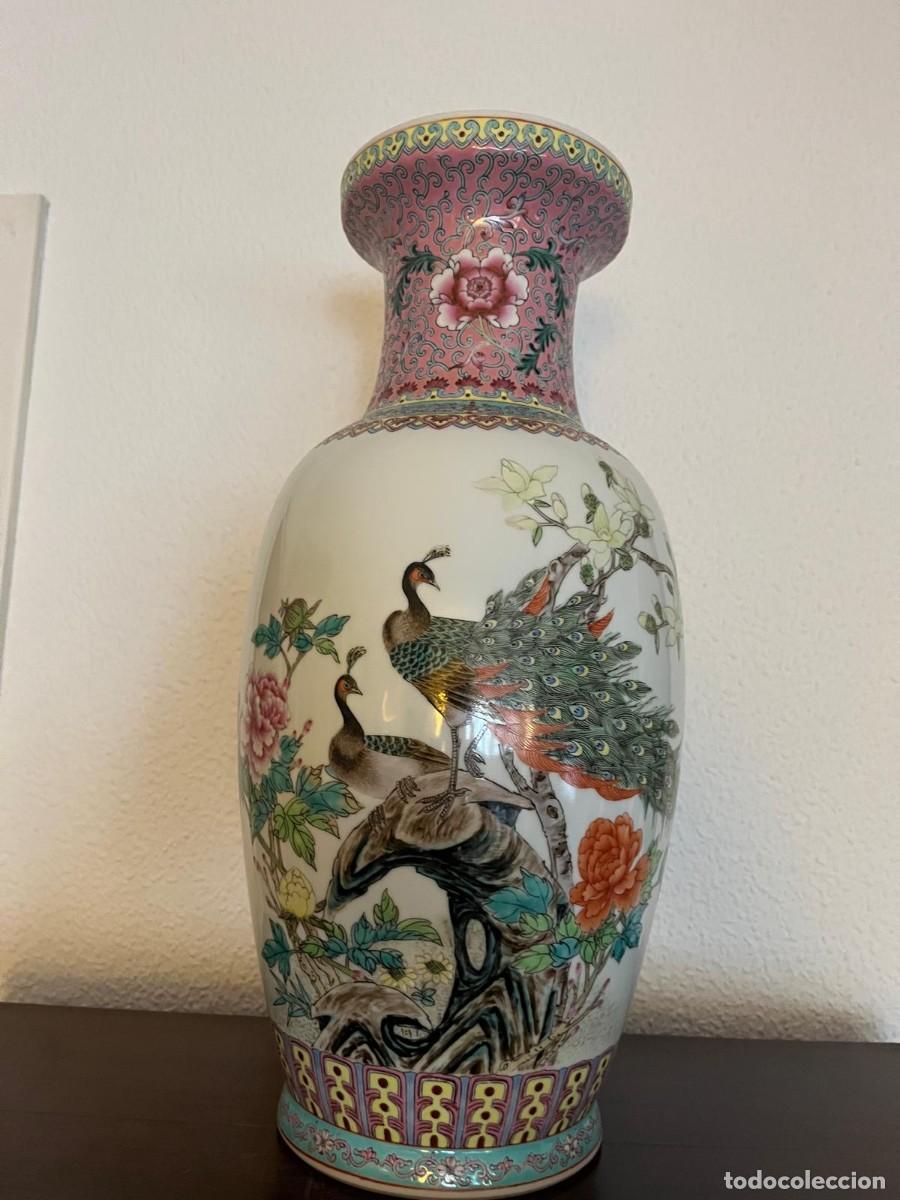 Antiques: Jarr&oacute;n de porcelana con decoraci&oacute;n - Familia Rosa