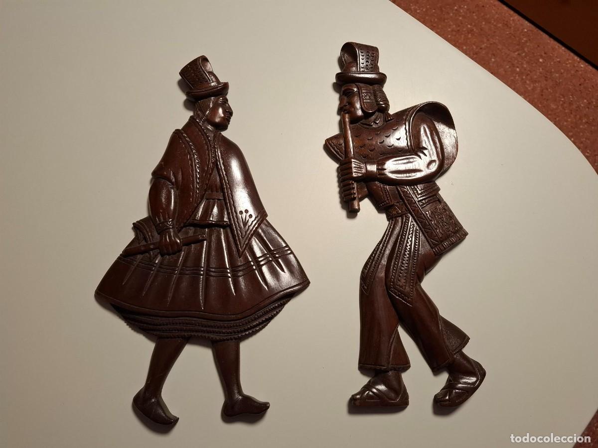 Antig&uuml;edades: Figuras de madera tallada peruanas para colgar - Foto 1