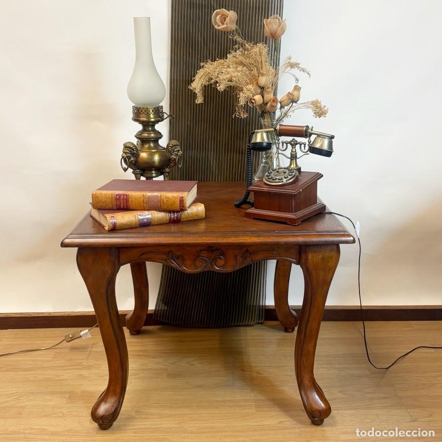 Antig&uuml;edades: Mesa de Centro Cl&aacute;sica Cuadrada