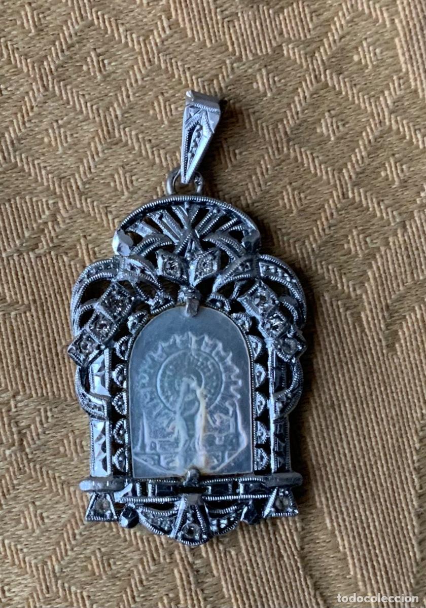 Oggetti Antichi: ANTIGUA MEDALLA PLATA Y NACAR VIRGEN DEL PILAR