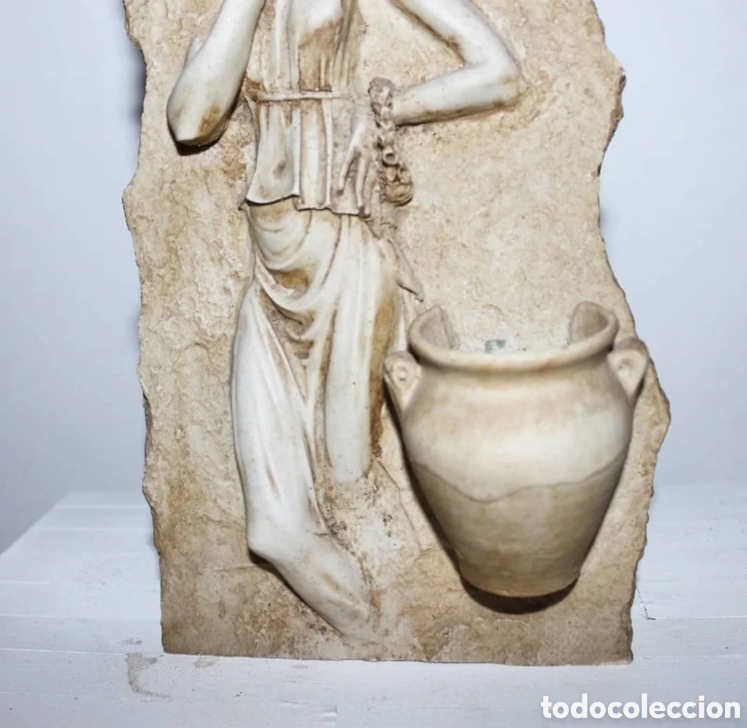 Antig&uuml;edades: Pica benditera con relieve escult&oacute;rico - Foto 5