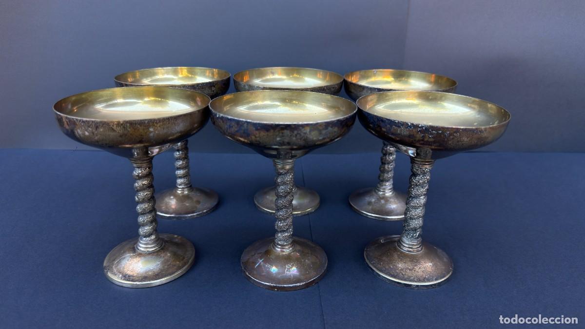 Antiquit&eacute;s: Juego 6 copas de champ&aacute;n, metal plateado en el exterior y dorado en el interior &middot; Made in Spain
