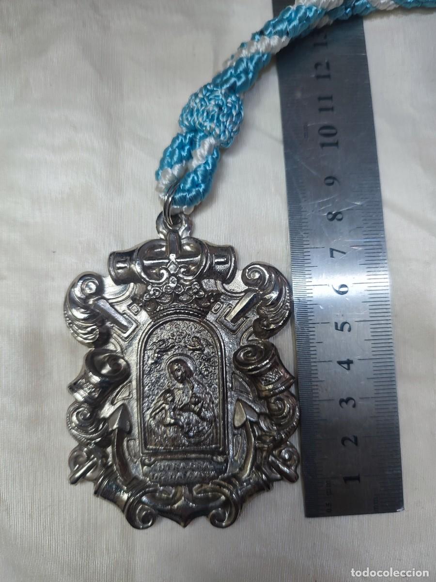 Antig&uuml;edades: Medalla Virgen de la Cinta Huelva - Foto 2