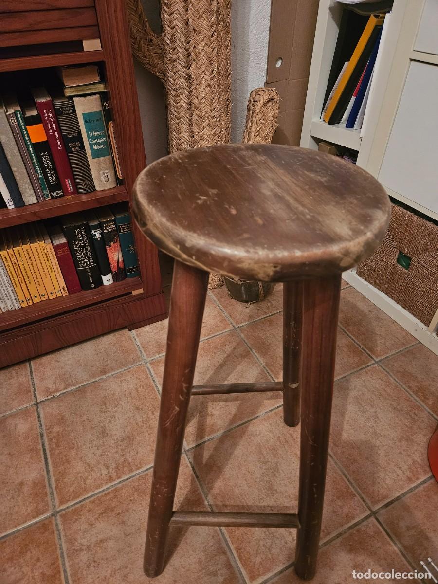 Antiques: Pack 4 Taburetes Altos de Madera Maciza