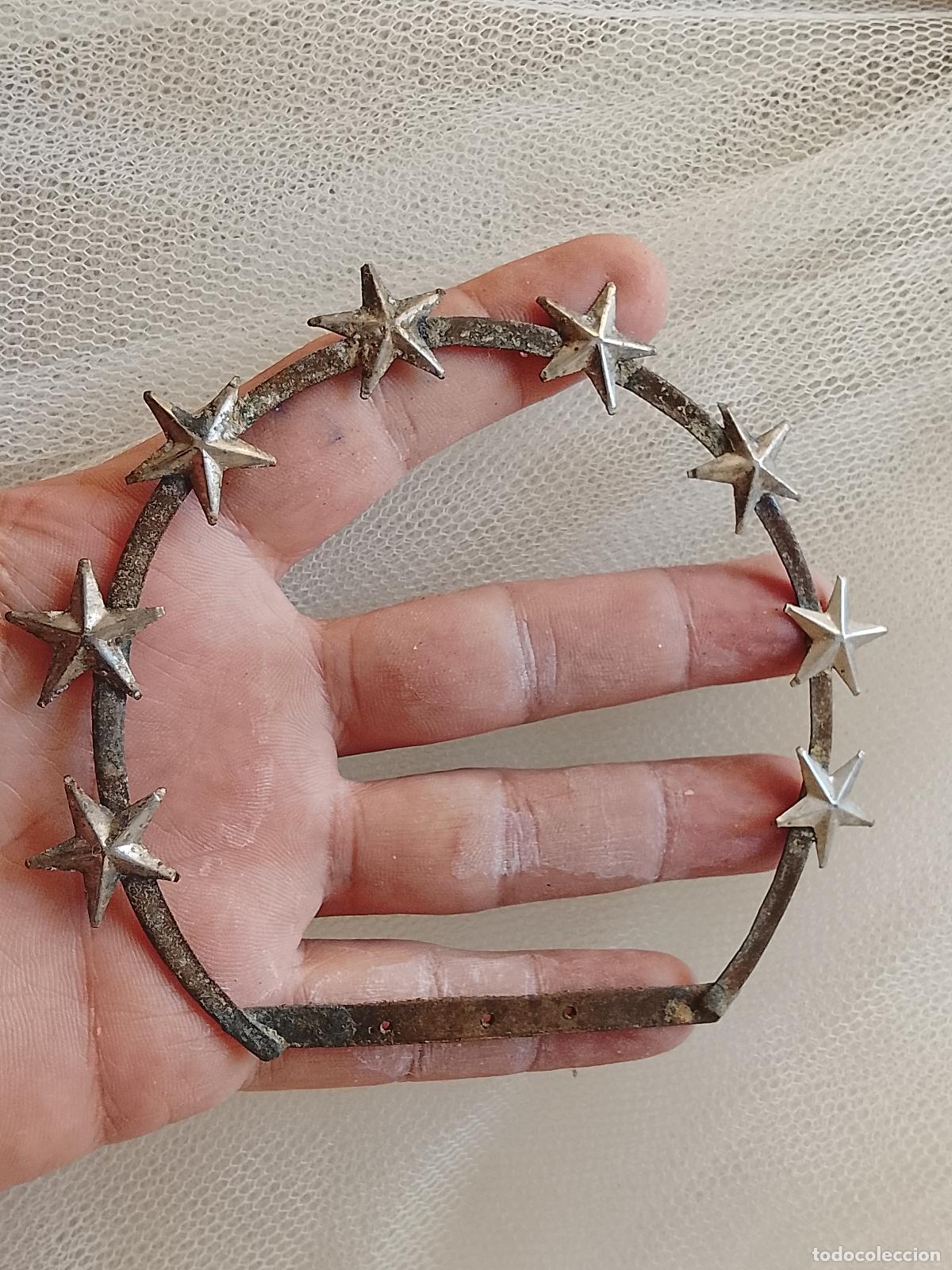 Antig&uuml;edades: ARO DE ESTRELLAS CORONA VIRGEN DE VESTIR INMACULADA METAL PLATEADO POSIBLEMENTE ESTRELLAS DE PLATA