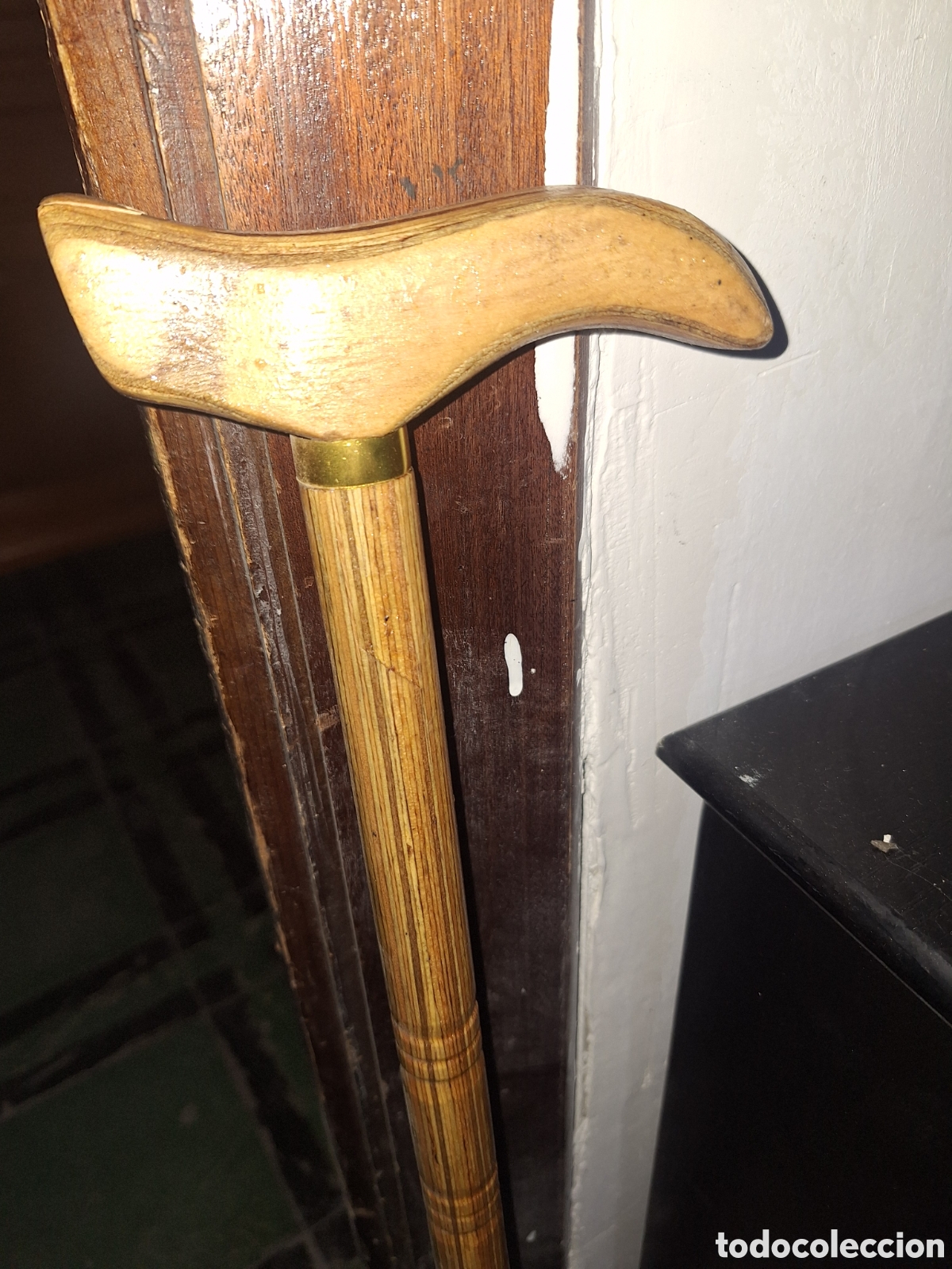 Antig&uuml;edades: Bsston de madera liso - Foto 2