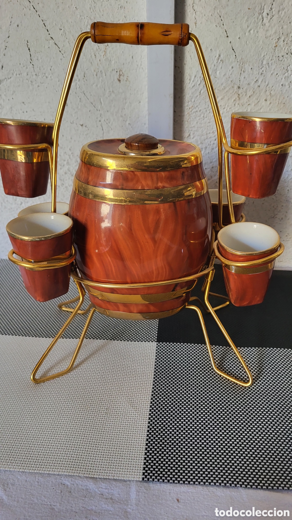 Antig&uuml;edades: Juego de co&ntilde;ac vasos y baril - Foto 3