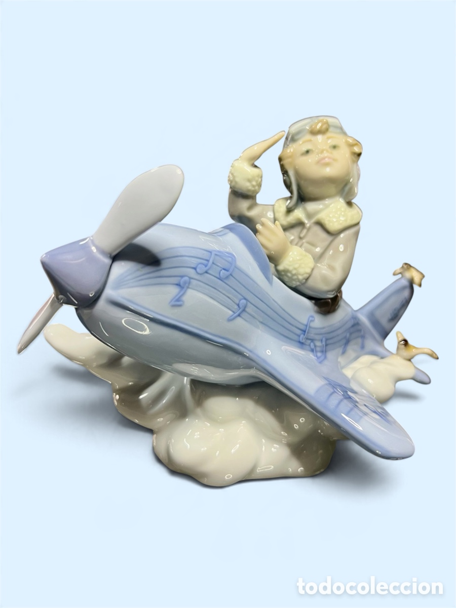 Antiquit&eacute;s: Figura de porcelana Lladr&oacute; &rdquo;Mi Primer Vuelo&rdquo; - Ref 5697 - Descatalogada - J. Coderch