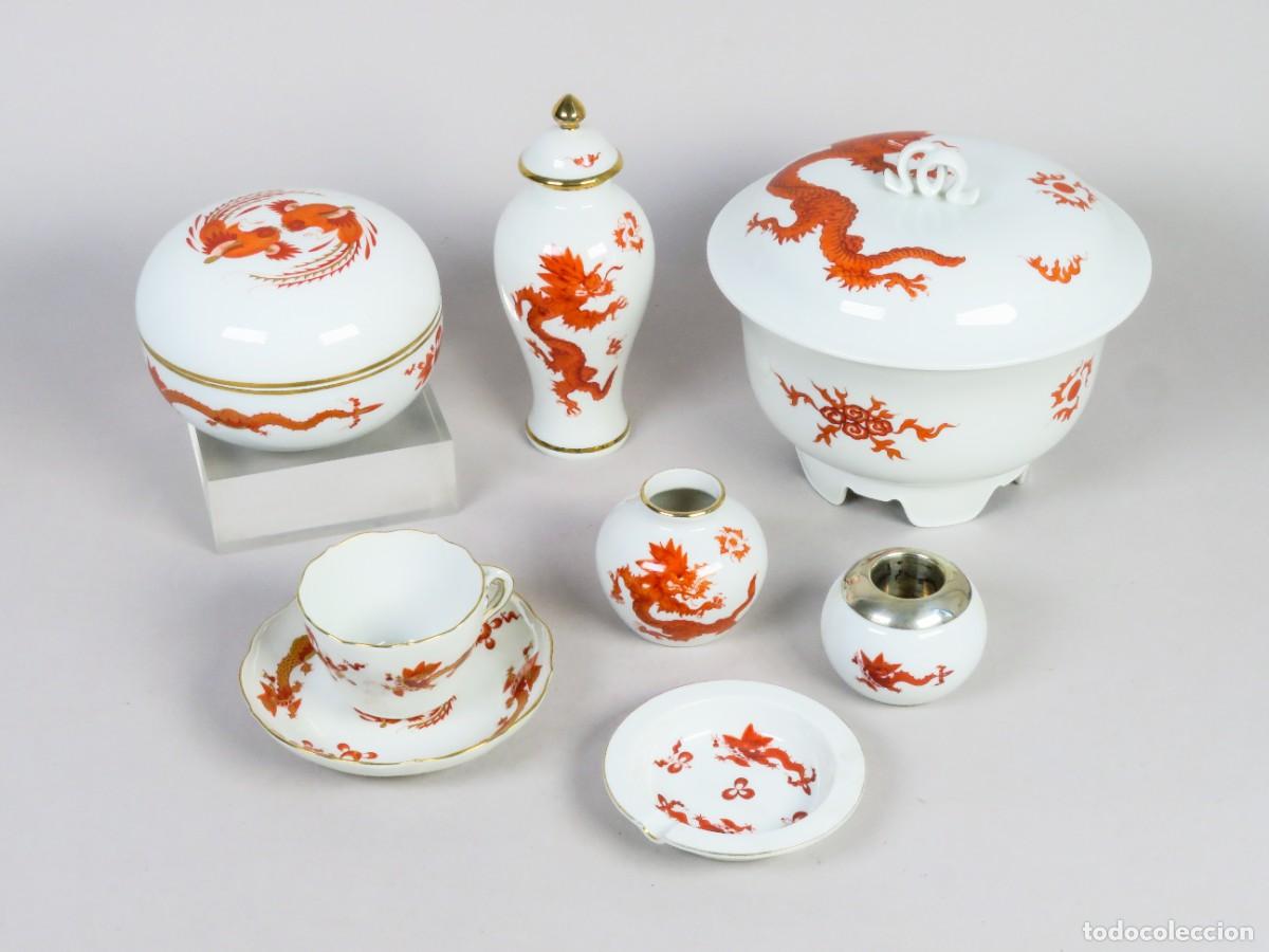 Antiguidades: Conjunto de piezas en porcelana alemana Meissen dise&ntilde;o Drag&oacute;n Rojo estilo Ming principios siglo XX