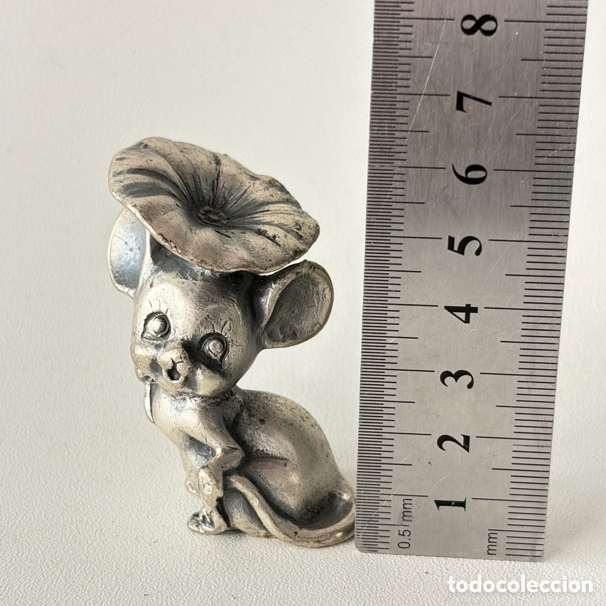 Antiques: miniatura figura rat&oacute;n con flor peltro italy peltre italiano vine