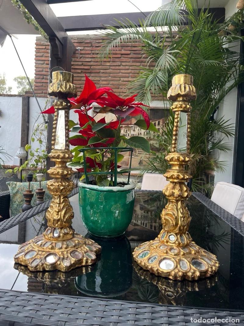 Antig&uuml;edades: Pareja Candelabros Madera Pan de Oro - Foto 2