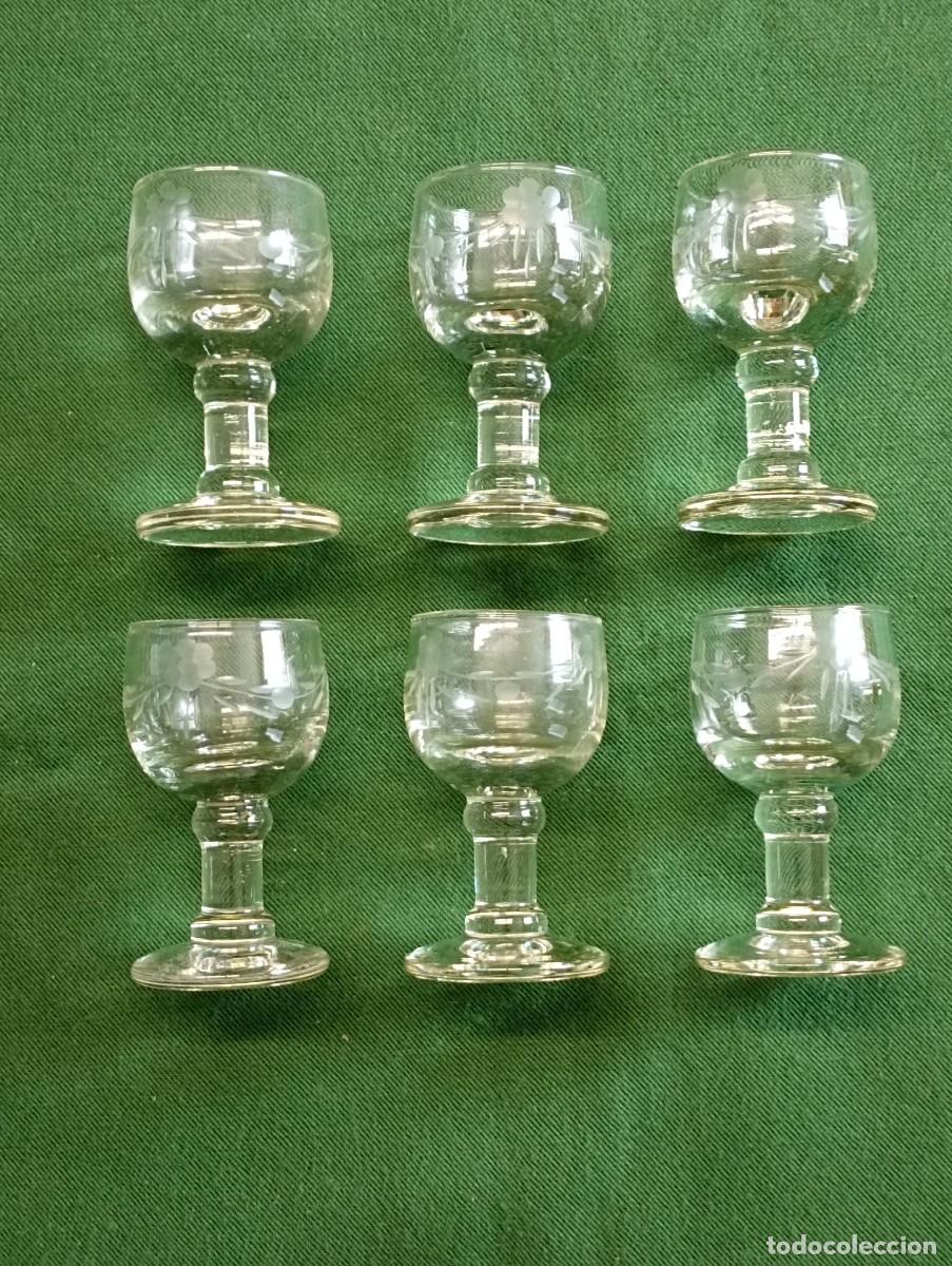Antiguidades: 6 copitas de chupito, de cristal. Vintage.