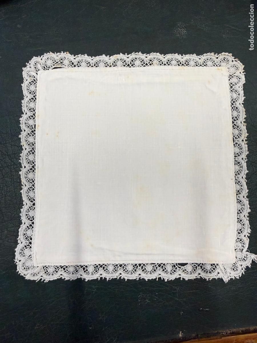 Antiguidades: PALIA CUBRE CALIZ - MEDIDA 14 CM - RELIGIOSO