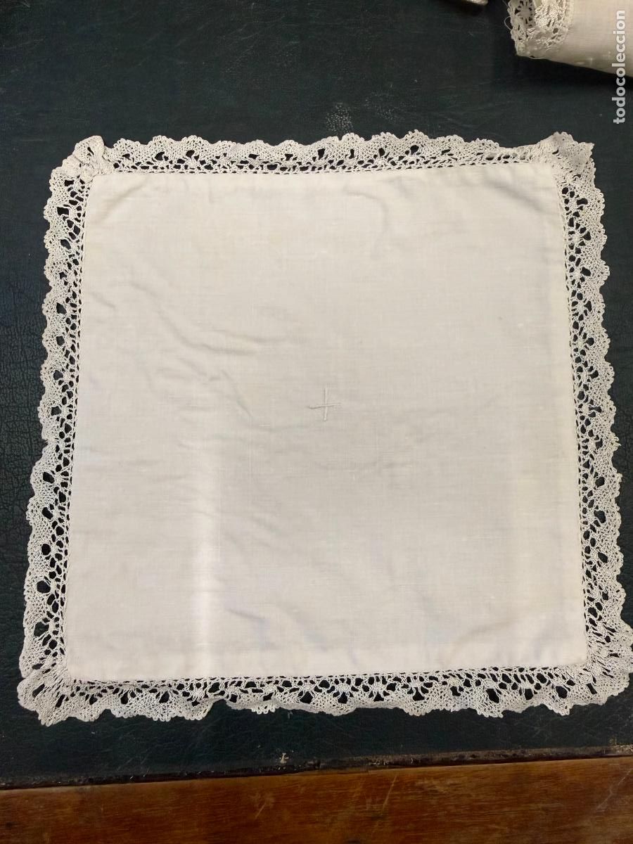 Antiquit&auml;ten: PALIA CUBRE CALIZ - MEDIDA 17 CM - RELIGIOSO