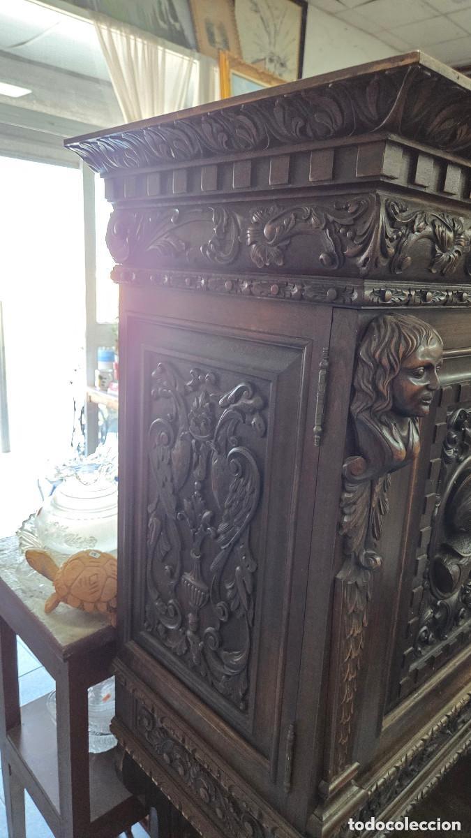 Antig&uuml;edades: mueble bar estilo renacimiento - Foto 21
