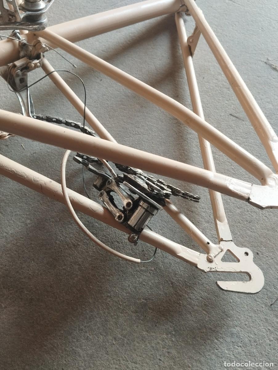 Antig&uuml;edades: Cuadro y componentes de bicicleta antigua - Foto 7