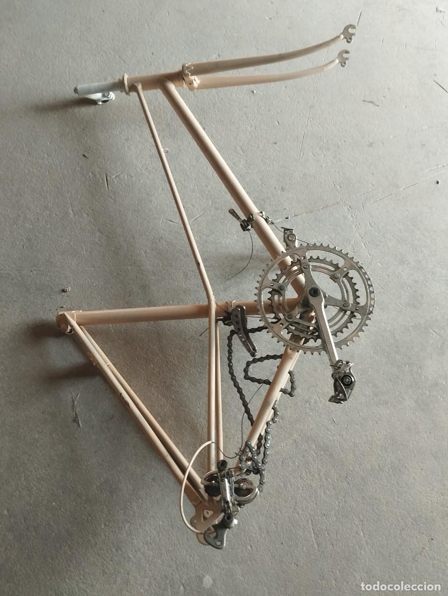 Antig&uuml;edades: Cuadro y componentes de bicicleta antigua - Foto 8
