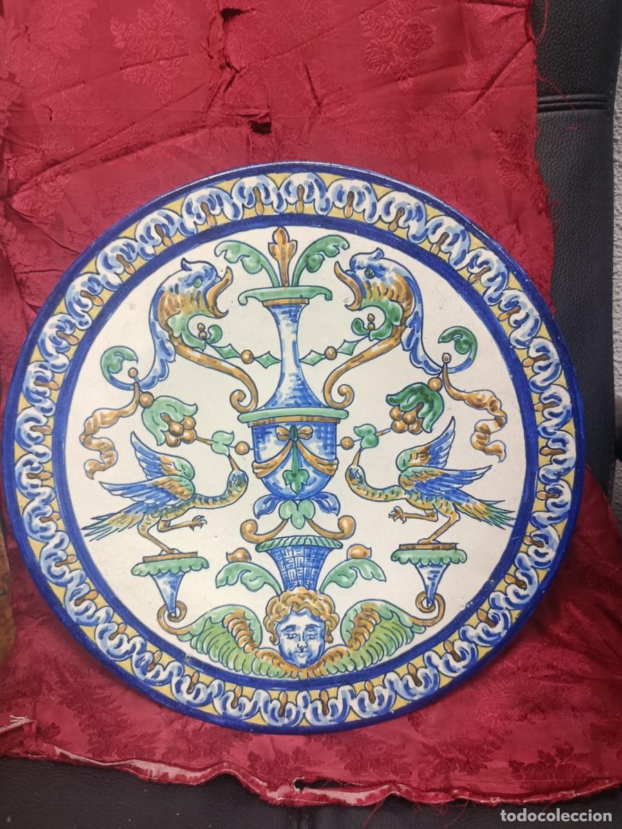 Antiguidades: Gran plato antiguo de cer&aacute;mica de Triana